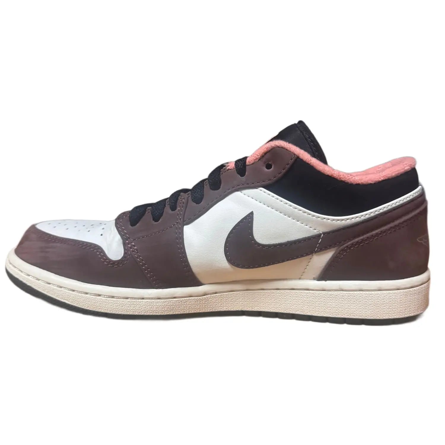 Jordan 1 Low Mocha