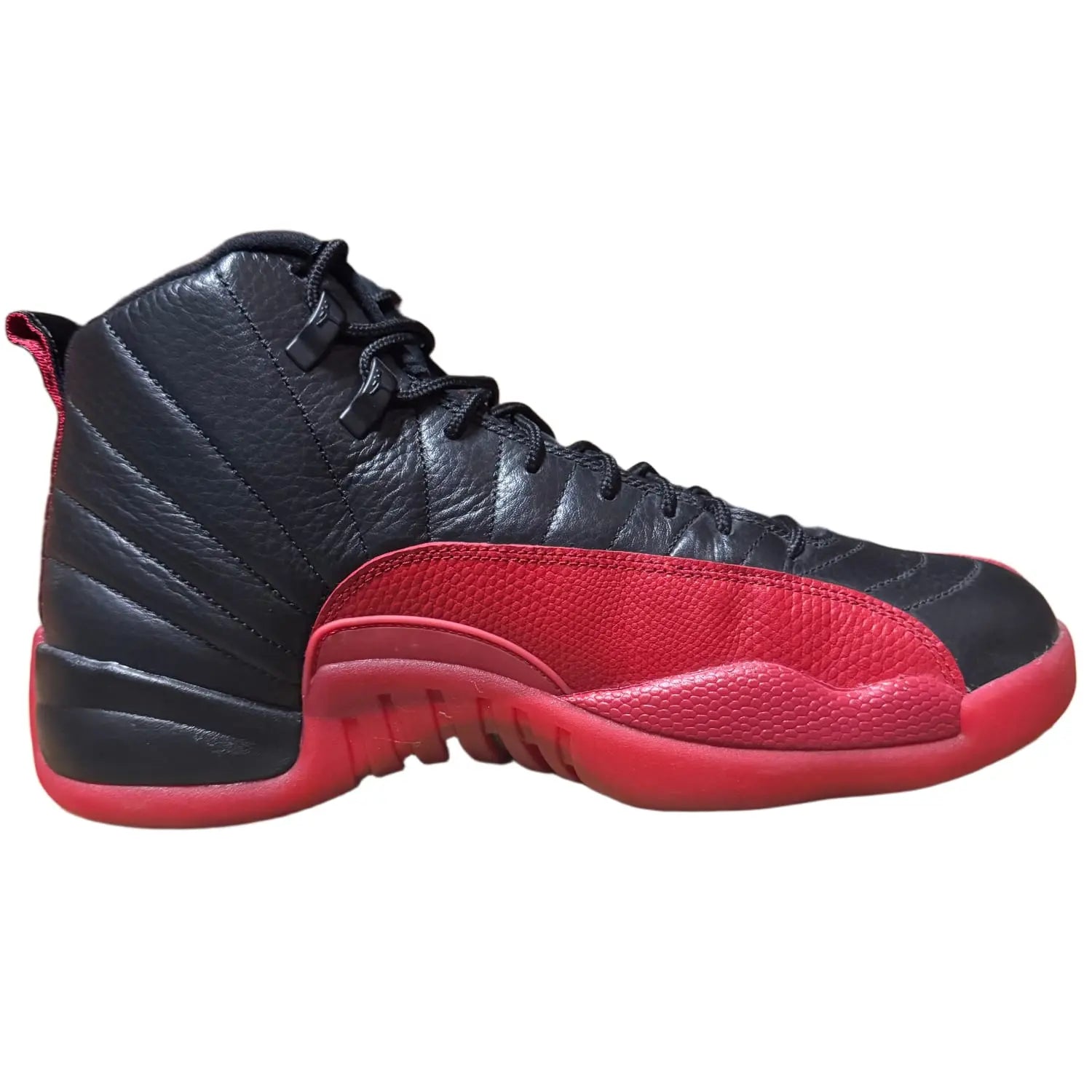 Jordan 12 Retro Flu Game (2016)