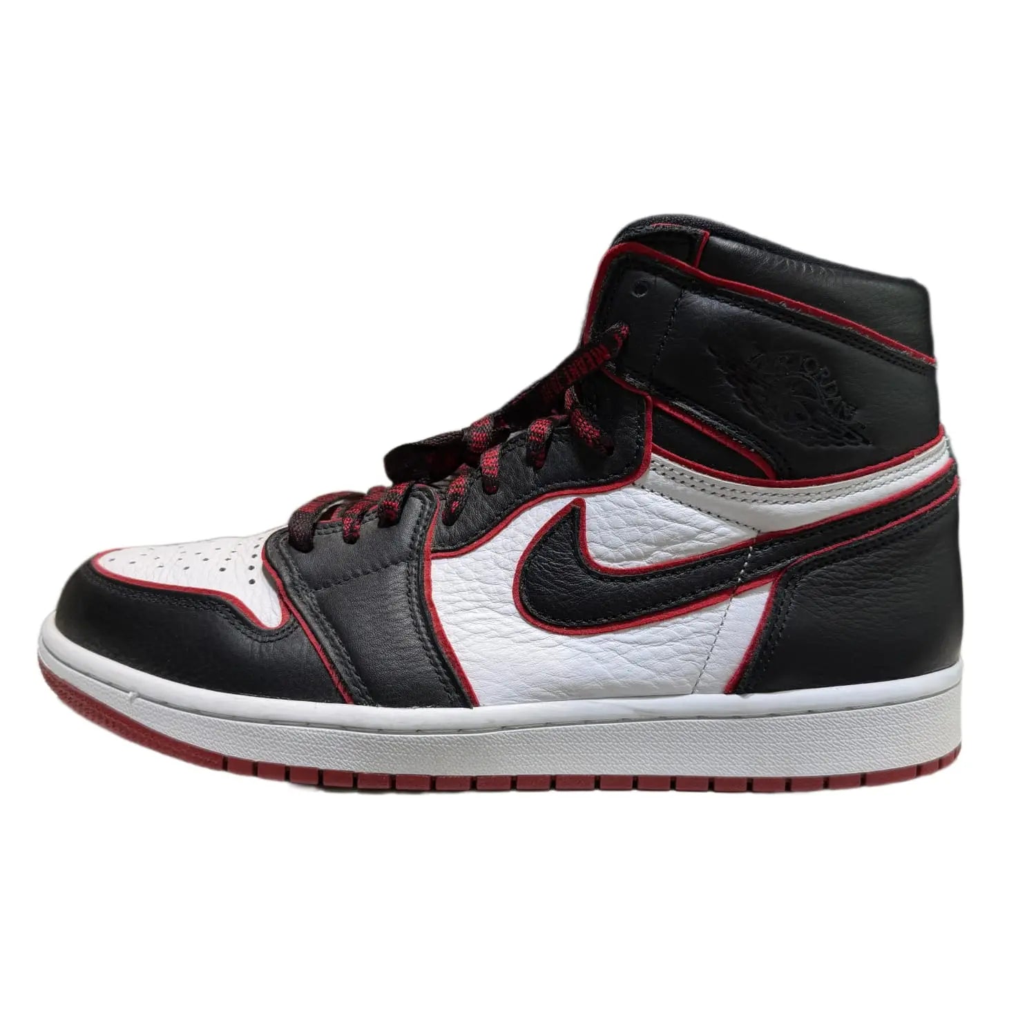 Jordan 1 Retro High Bloodline