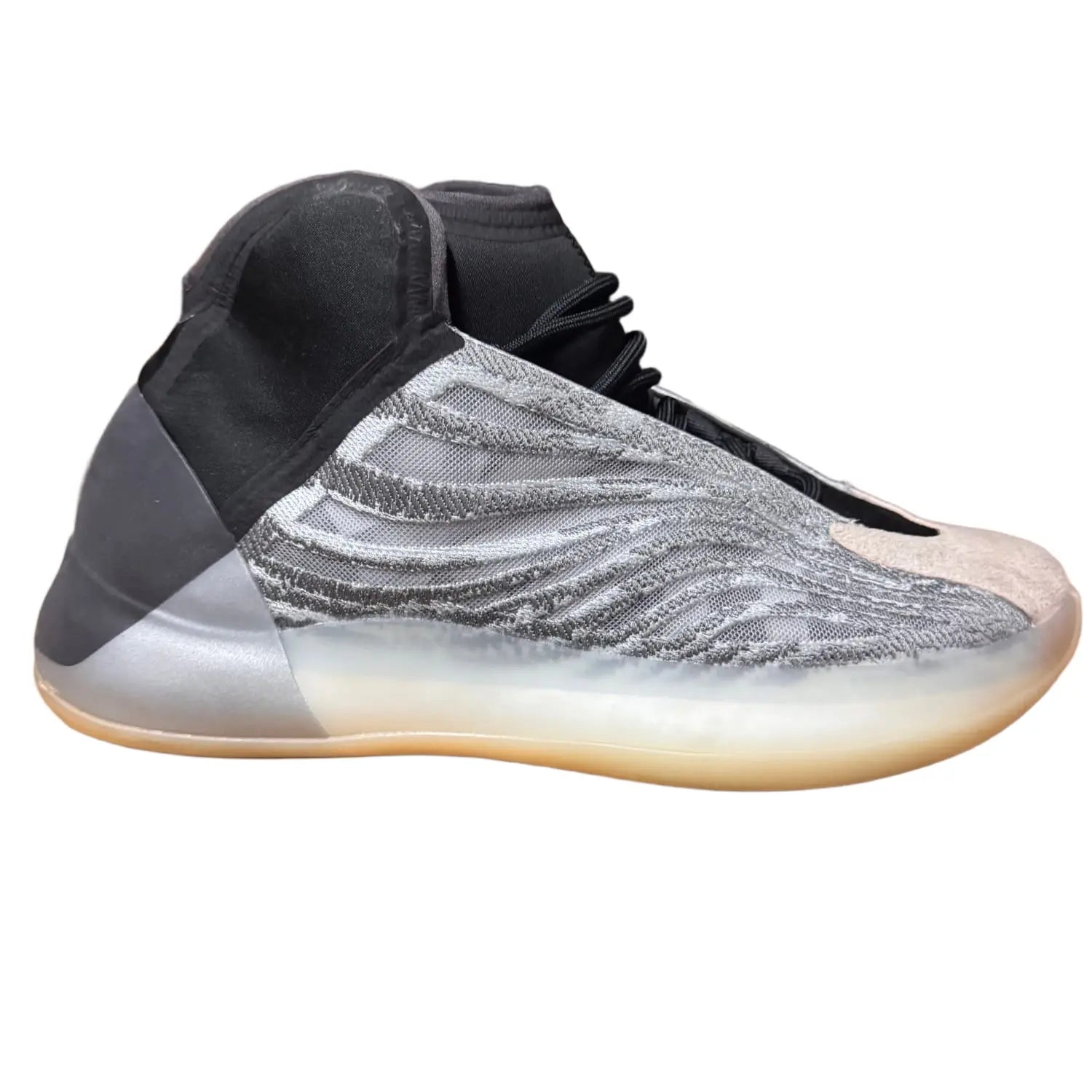 adidas Yeezy QNTM Mono Carbon