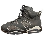Jordan 6 Retro Cap and Gown