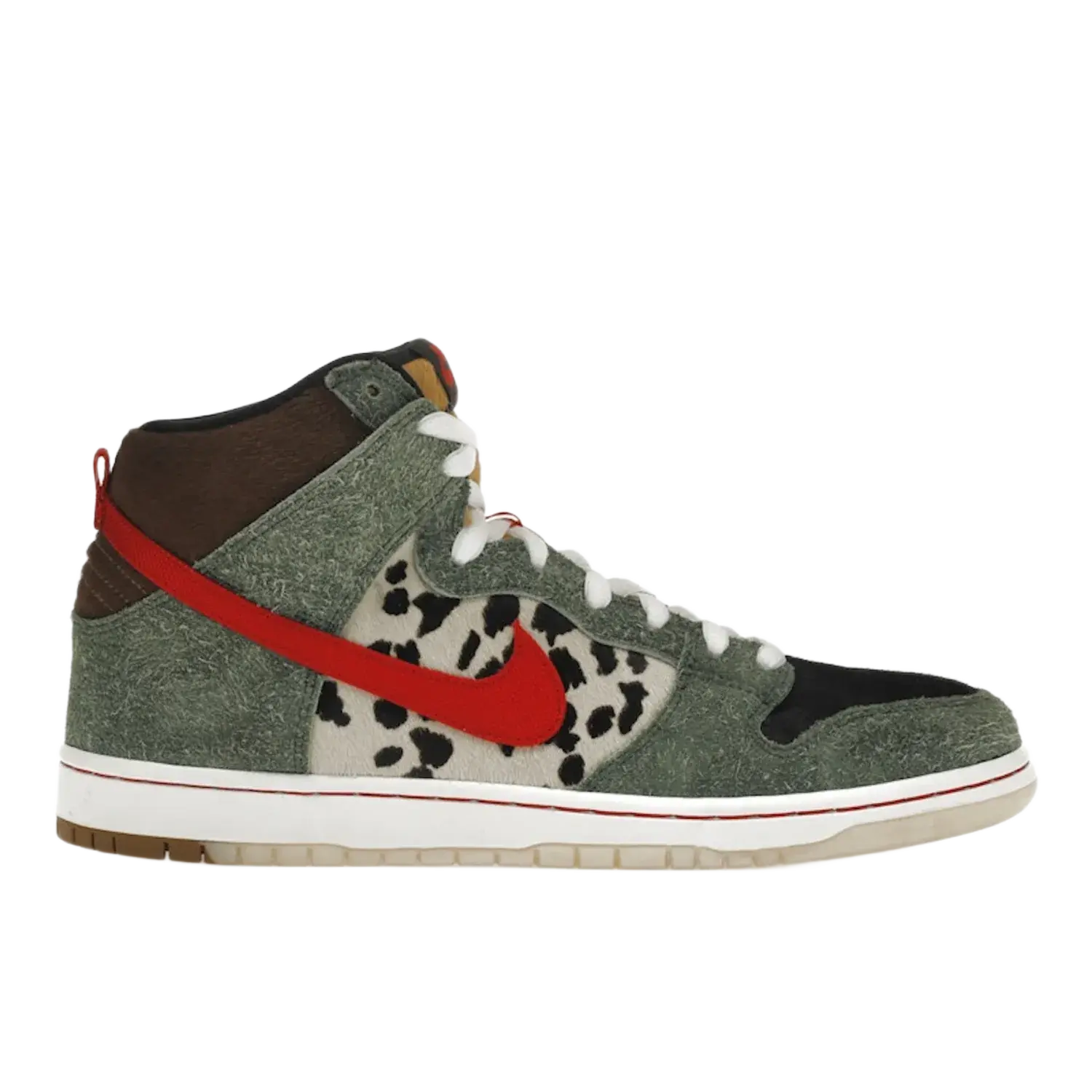 Nike SB Dunk High Dog Walker