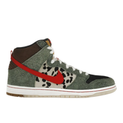 Nike SB Dunk High Dog Walker