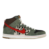 Nike SB Dunk High Dog Walker