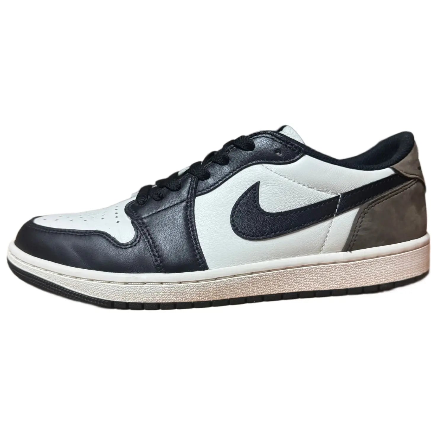 Jordan 1 Retro Low OG Mocha