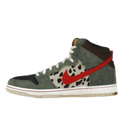 Nike SB Dunk High Dog Walker