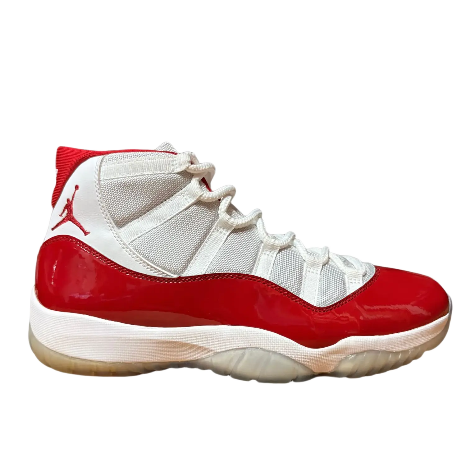 Jordan 11 Retro Cherry (2022)