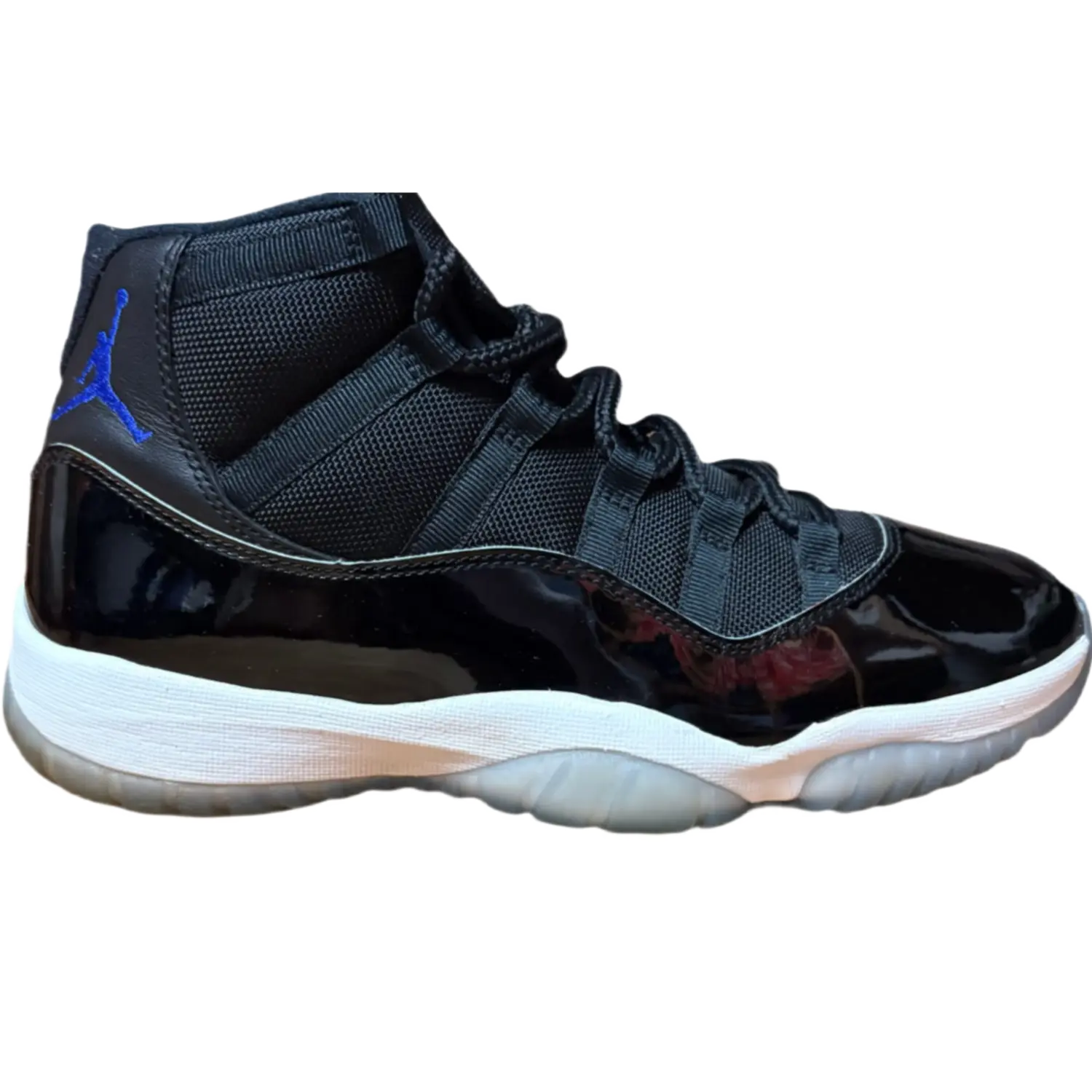 Jordan 11 Retro Space Jam (2016)